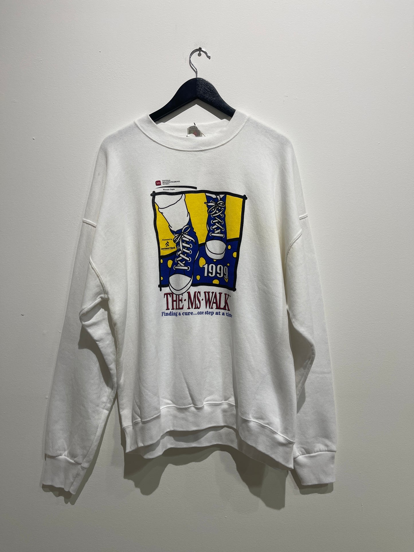 The MS Walk crewneck ￼